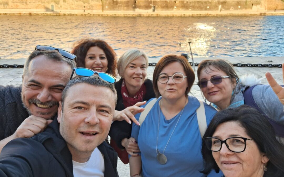 Aktivnosti učenja, podučavanja i osposobljavanja u sklopu Erasmus+ KA220 SmartEd – AI Integration in Schools  projekta u Italiji